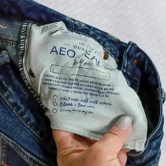 American Eagle Outfitters Size 4 skinny stretch low rise jeans - Picture 12 of 16